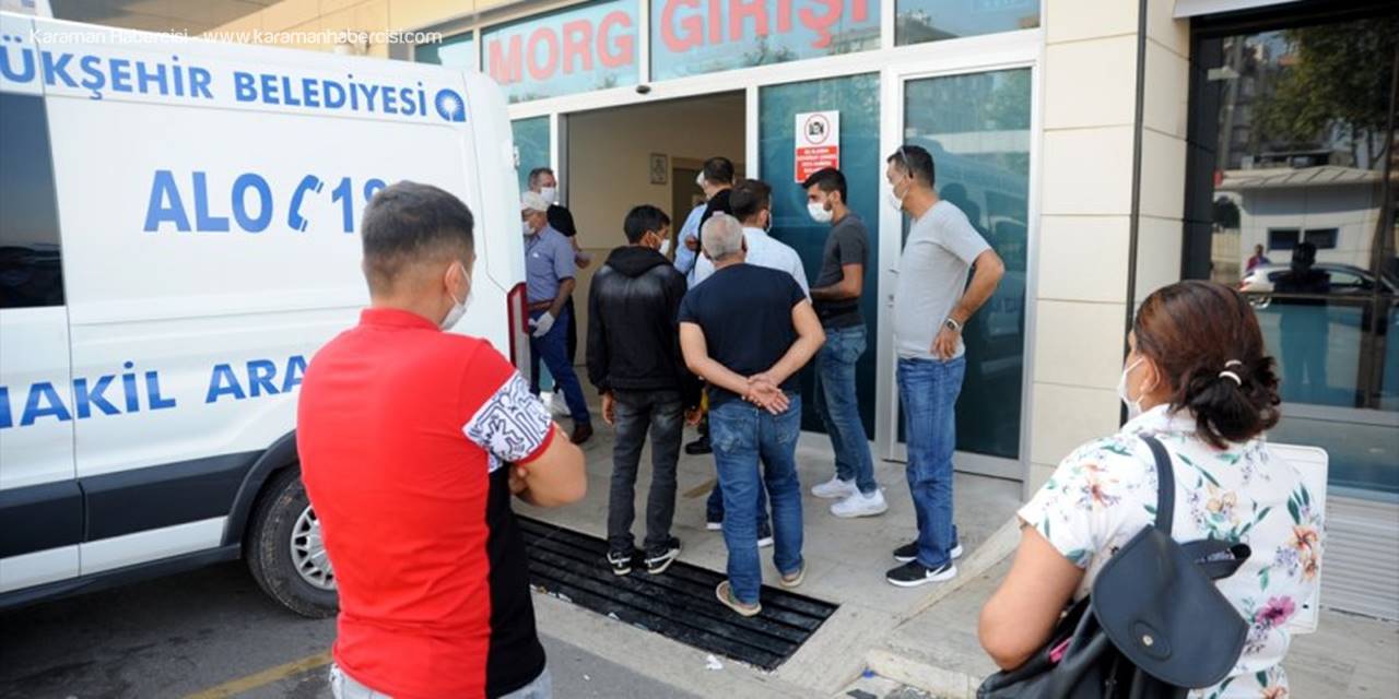 Bıçakla öldürüldüğü tespit edilen Duygu Çelikten'in katil zanlısı aranıyor