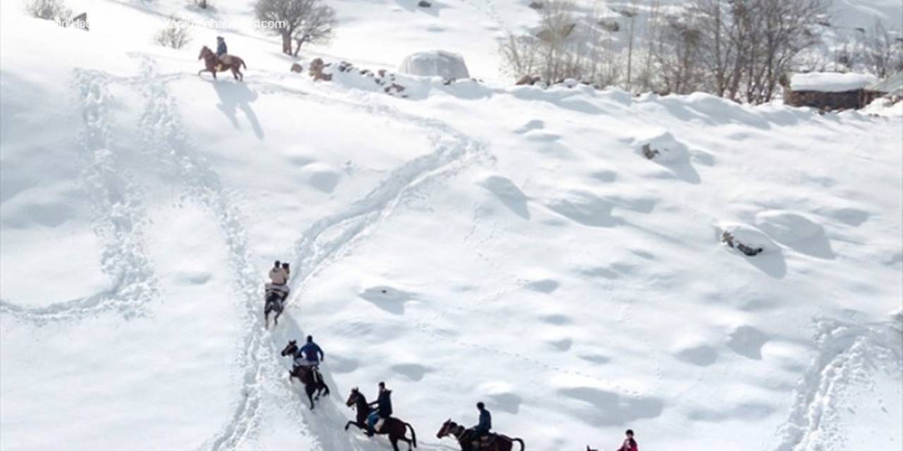 Konya'da "Yol Ve Yolculuk" Temalı Fotoğraf Yarışmasının Kazananları Belli Oldu