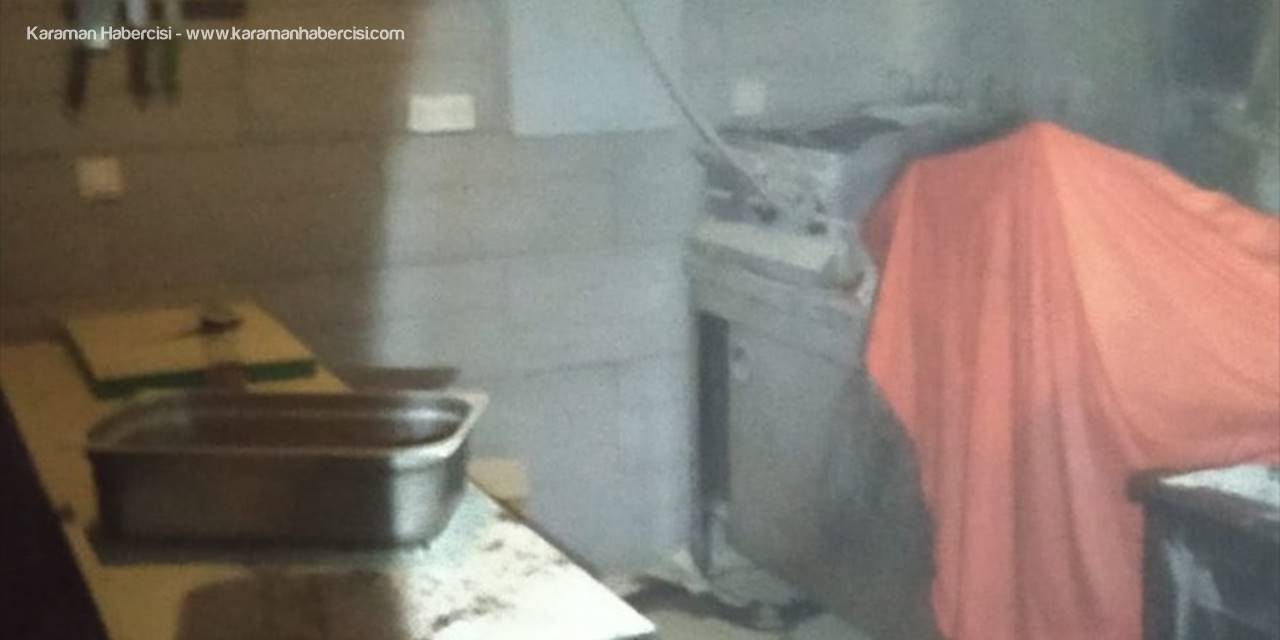 Mersin'de Kafe Mutfağında Çıkan Yangın Hasara Neden Oldu