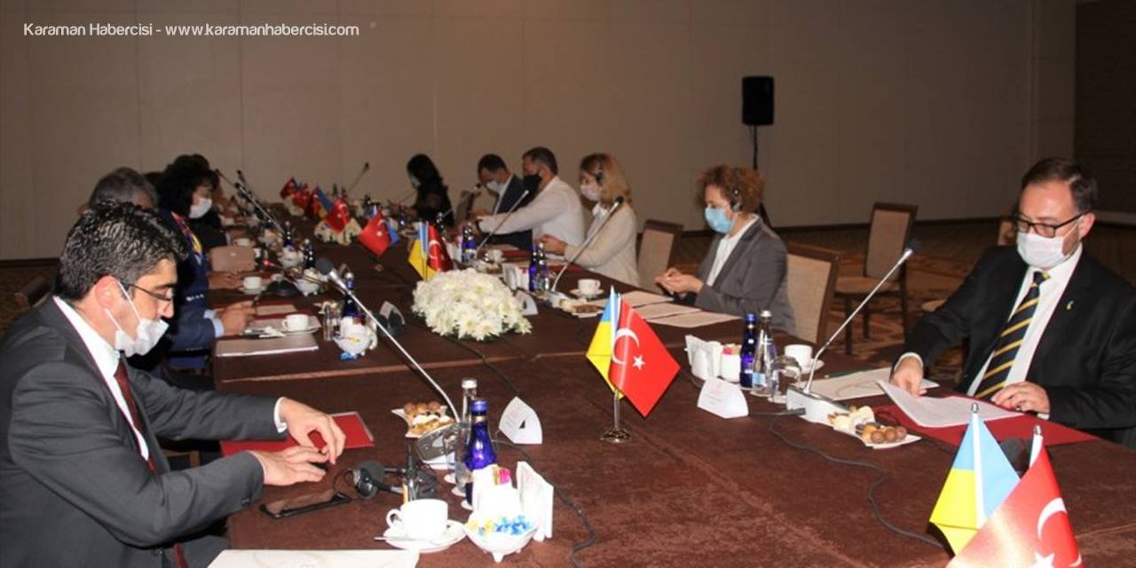 Antalya 3 Ayda Yarım Milyona Yakın Ukraynalı Turist Ağırladı
