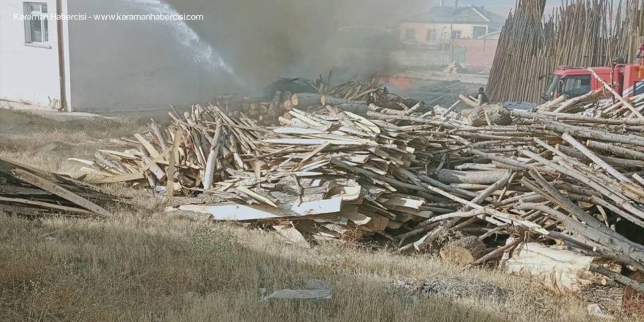 Konya'da Besihane Yangınında 4 Ahır Ve İki Ev Kullanılamaz Hale Geldi