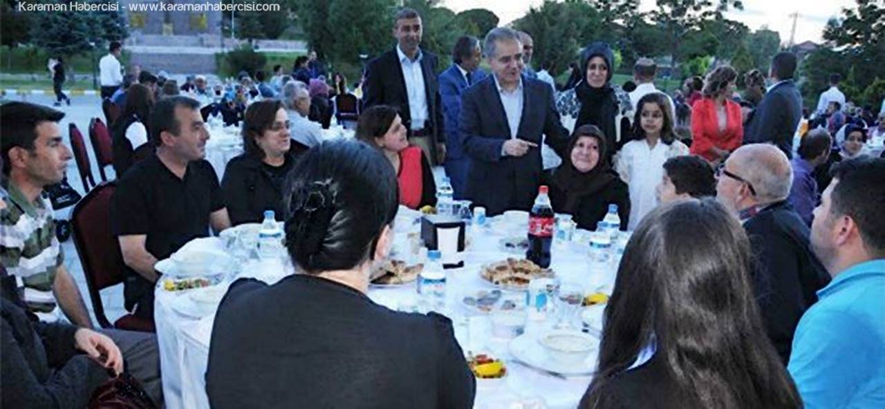 Karaman Valiliği'nde İftar Yemeği