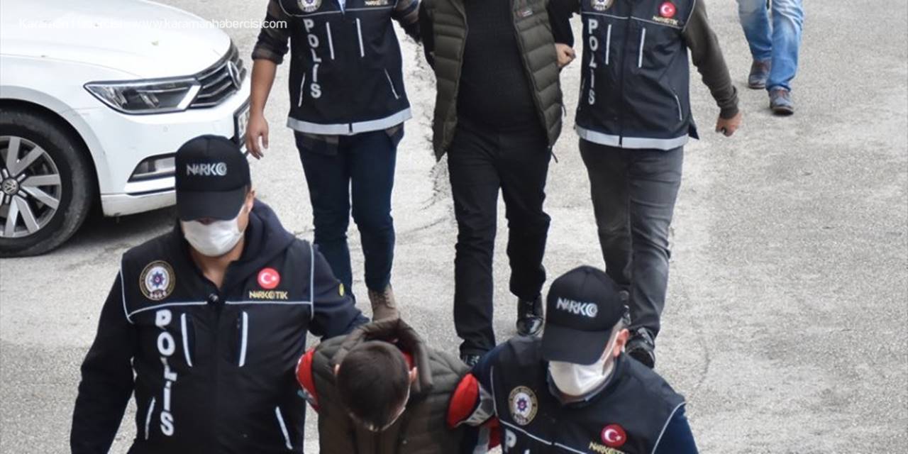Polise Yakalanmamak İçin Kamera Sistemi Kuran 5 Uyuşturucu Şüphelisi Tutuklandı