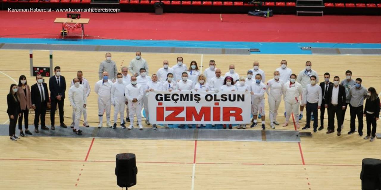 Eskrimde Veteranlar Türkiye Şampiyonası Yapıldı