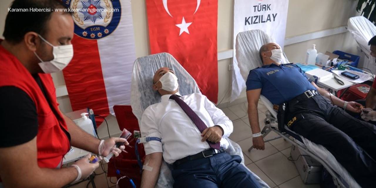 Mersin'de Emniyetken Kan Bağışı