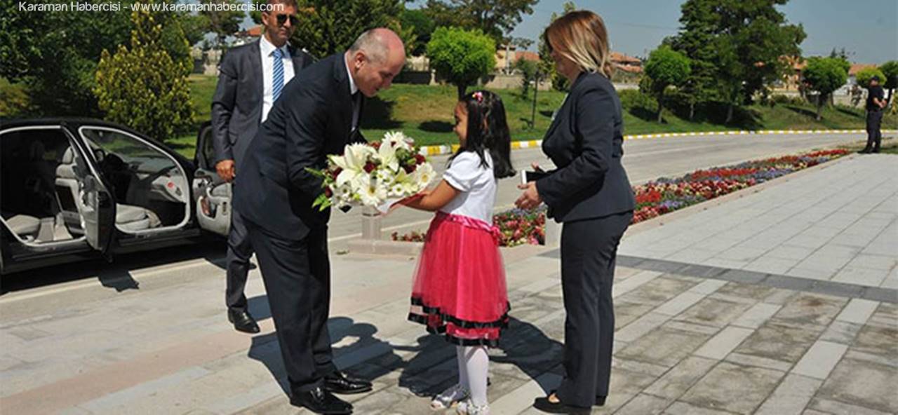 Karaman'ın Yeni Valisi Fahri Meral Göreve Başladı