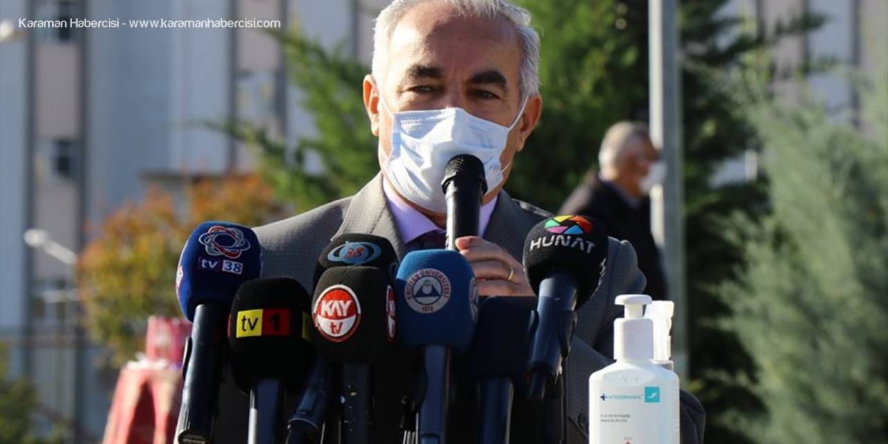 Kayseri'de Talas Belediye Başkanı Yalçın'a "Yılın Hayvanseveri Beratı" Verildi