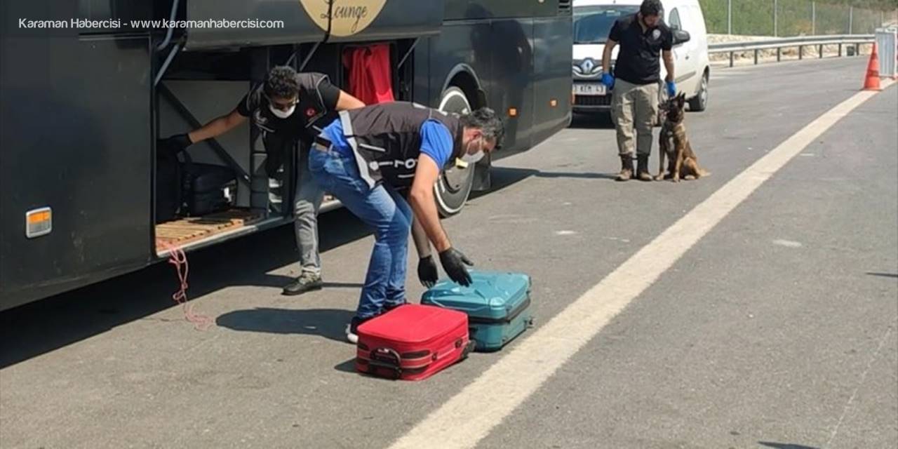 Mersin'de Meyve Suyu Paketine Sentetik Uyuşturucu Gizleyen Zanlı Tutuklandı