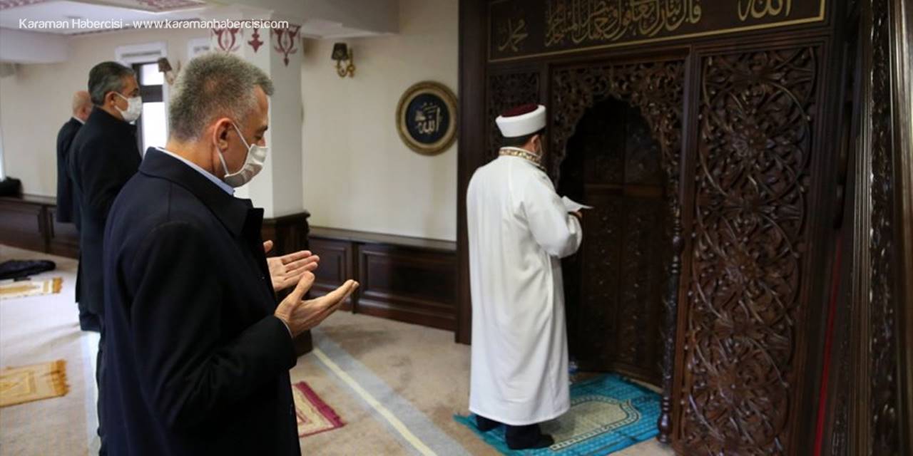 Cuma Namazı Sonrası Tüm Camilerde Yağmur Duası