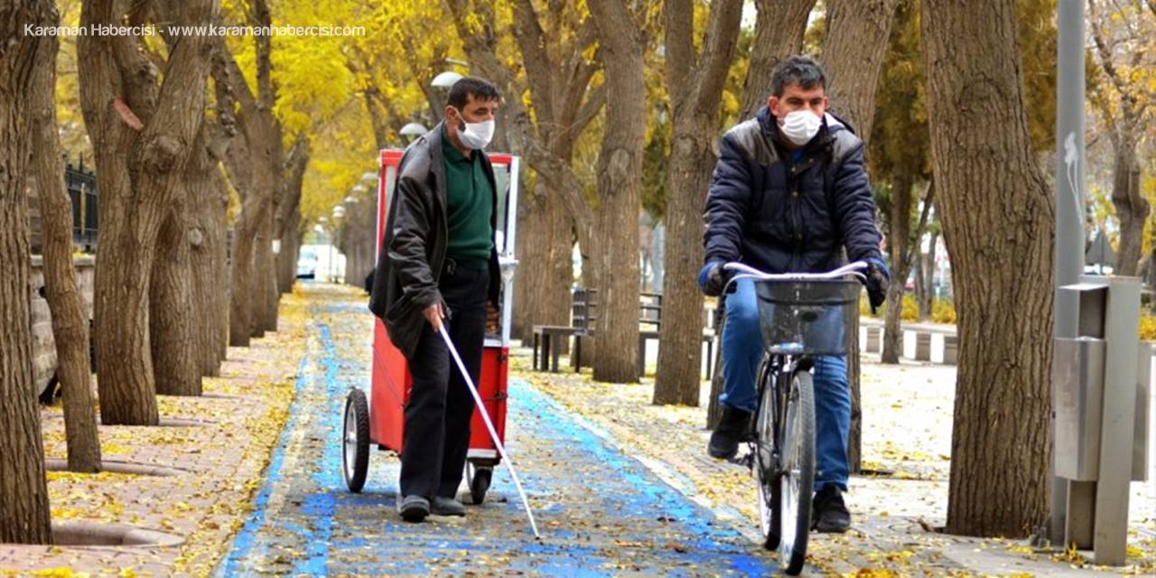 Taze Simitleri "Gönül Gözüyle" Müşterilerine Ulaştırıyor