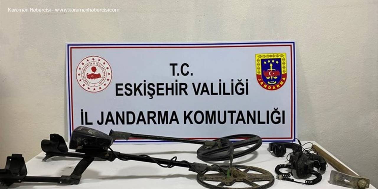 Eskişehir'de İzinsiz Kazı Yaptıkları İddiasıyla 4 Şüpheli Yakalandı