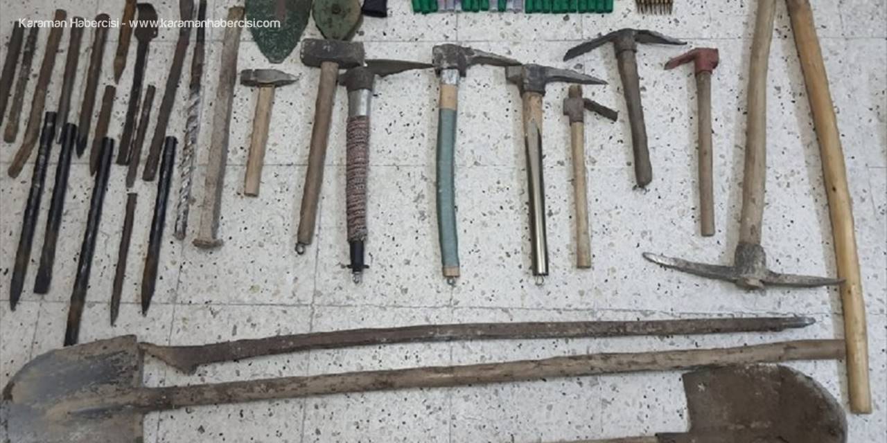 Niğde'de Kaçak Kazı Yapan 8 Şüpheli Suçüstü Yakalandı