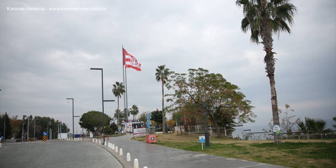 Antalya ve Çevre İllerde Sokağa Çıkma Kısıtlamasında Sessizlik Hakim