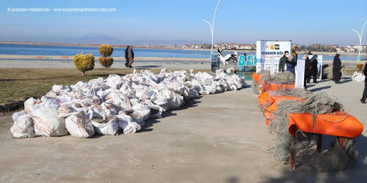 Beyşehir Gölü'nden Çıkarılan "Hayalet Ağlar" Sergilendi