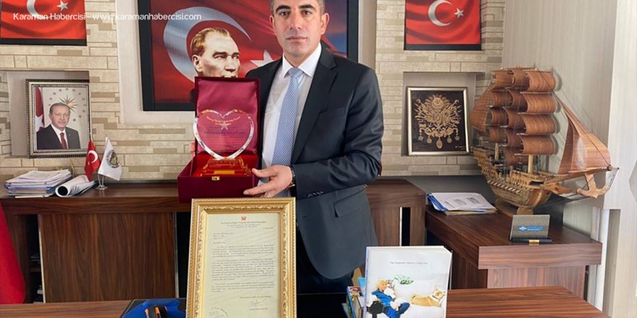 Çiftlik Belediye Başkanı Güzel'e "Köpek Köyü" Çalışması Nedeniyle Uluslararası Ödül