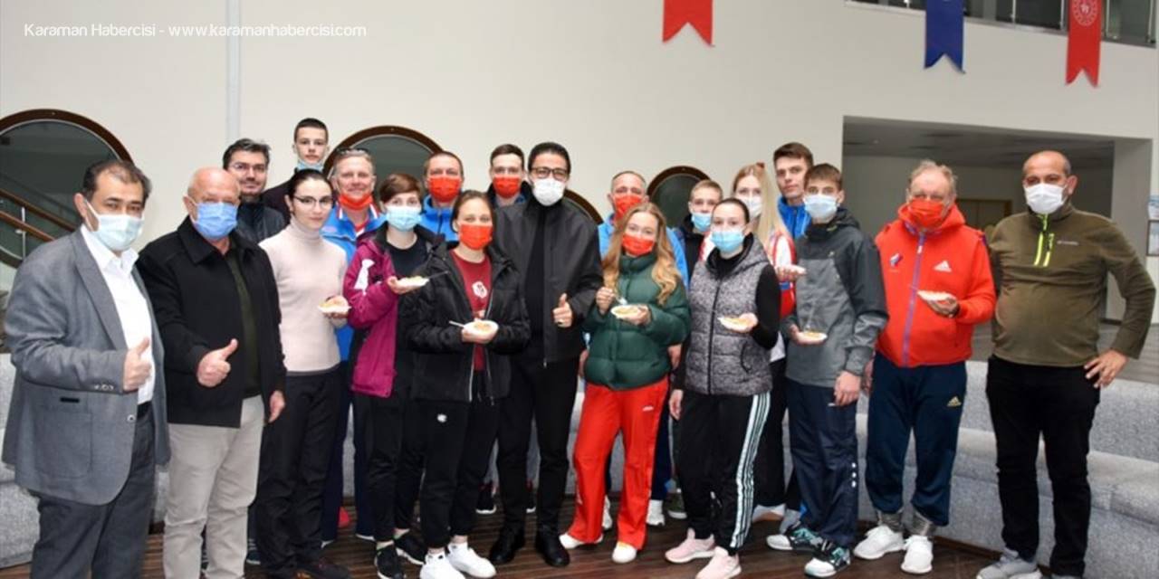 Mersin Gençlik Ve Spor İl Müdürü Demir'den Rus Ve Kazak Sporculara Ziyaret