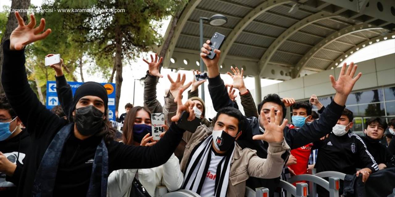 Beşiktaş Kafilesi, Antalya'ya Geldi