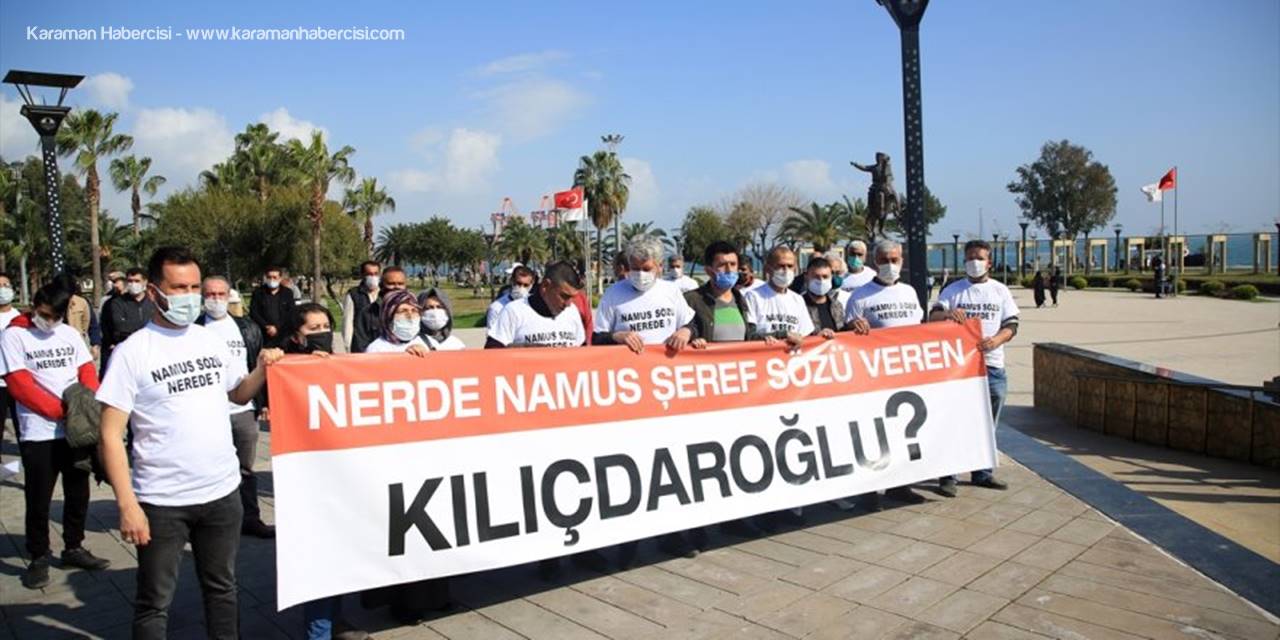 Mersin Büyükşehir Belediyesinde İşten Çıkarılan Personel Basın Açıklaması Yaptı