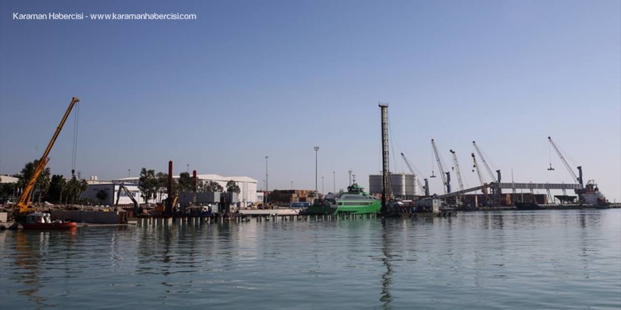 Antalya'da 20 Yılda 442 Lüks Yat Akdeniz Sularına İndirildi