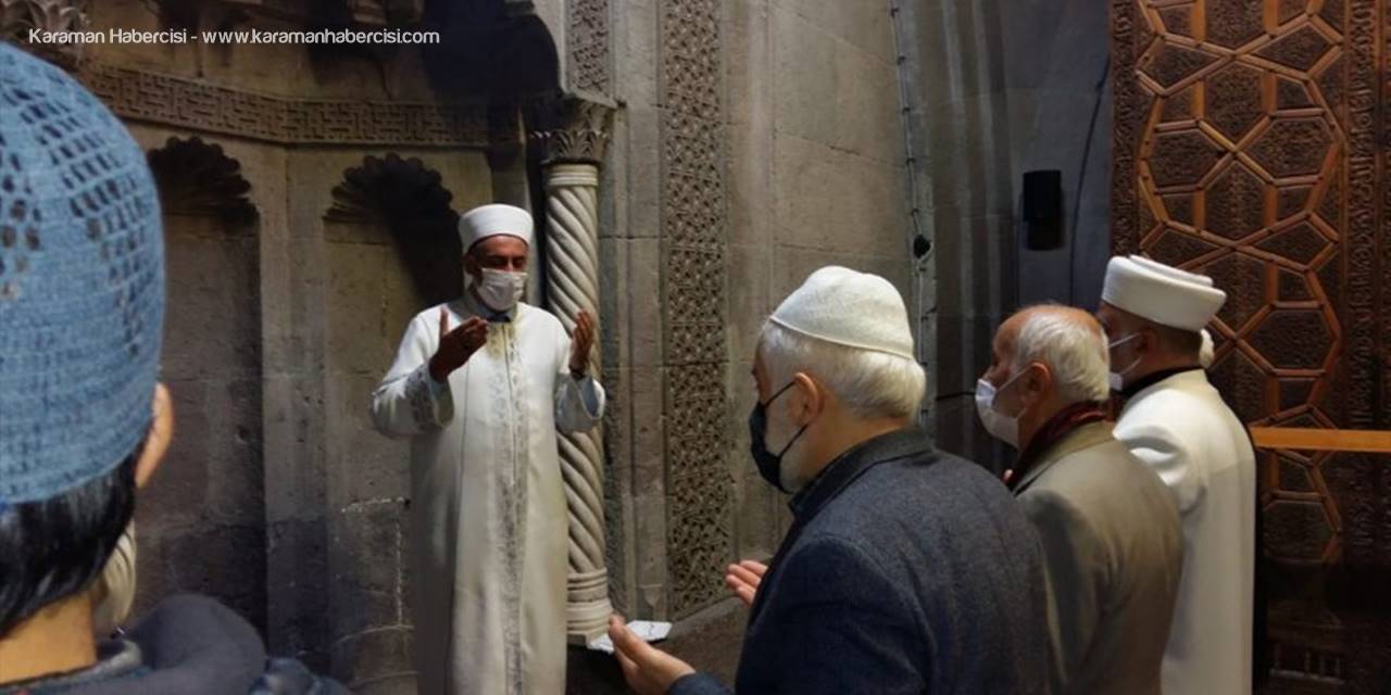 Kayseri'de Gara Şehitleri İçin Gıyabi Cenaze Namazı Kılındı