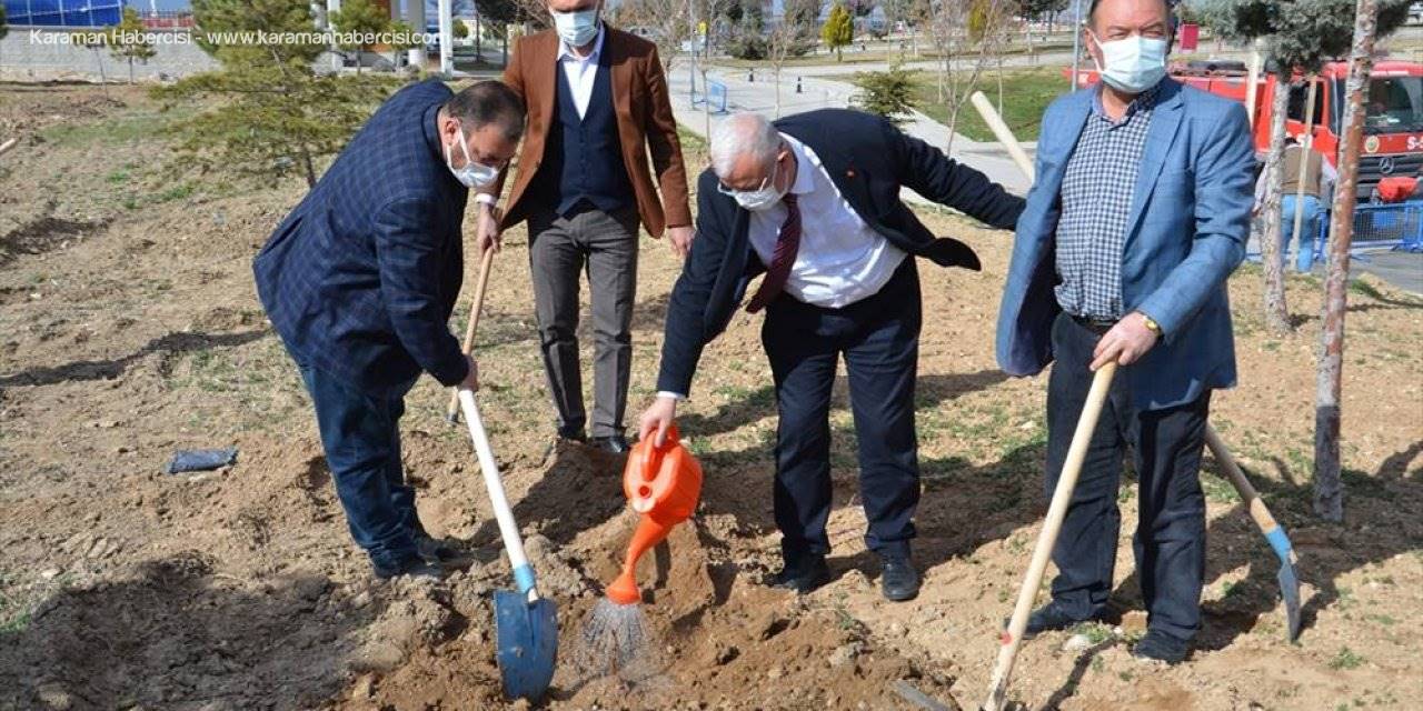 Karaman’da Hastane Bahçesinde Fidan Dikimi