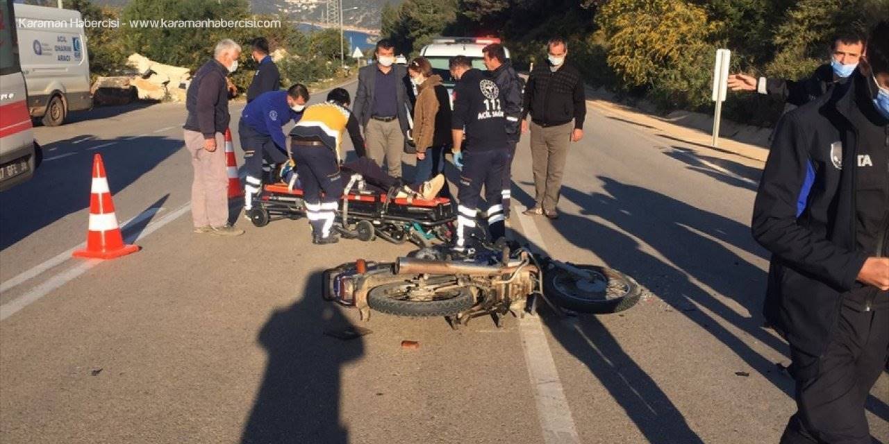Kaş İlçesindeki Trafik Kazasında 1 Kişi Yaralandı