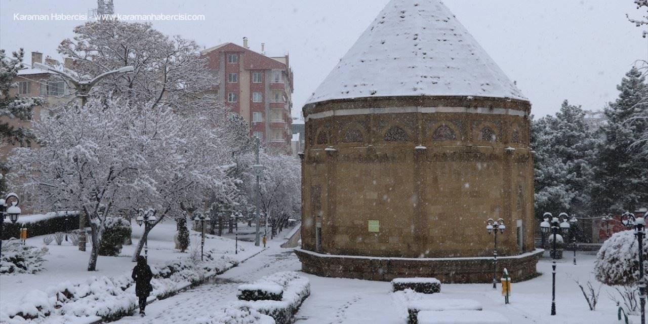 Kayseri, Niğde ve Çevre İllerde Kar Yağışı Etkili Oluyor