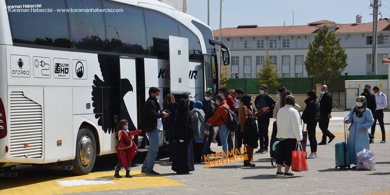 Karaman'da Kovid-19 Testi Pozitif Çıkan Yolcunun Bulunduğu Otobüsteki 48 Kişi Karantinaya Alındı