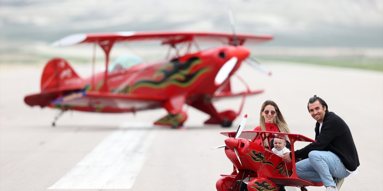 Türk Kadınının Göklerdeki Temsilcisi Anne Olduktan Sonra Daha Temkinli Uçuyor