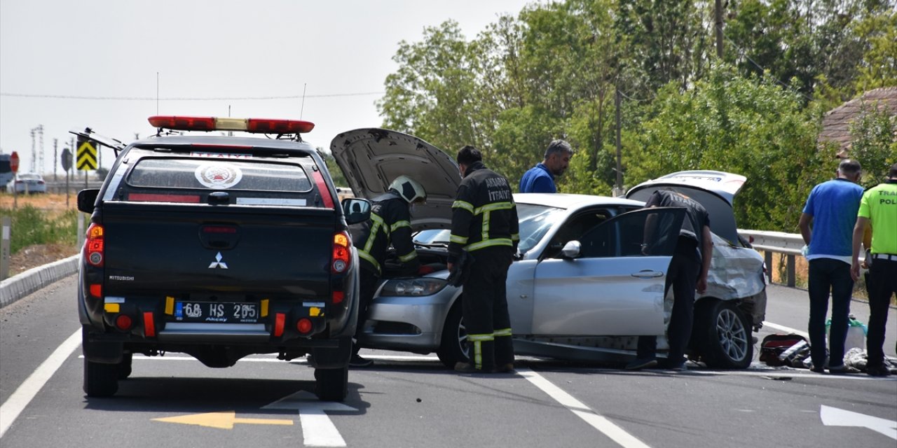 Aksaray'da 3 Araç Çarpıştı: 1 Yaralı