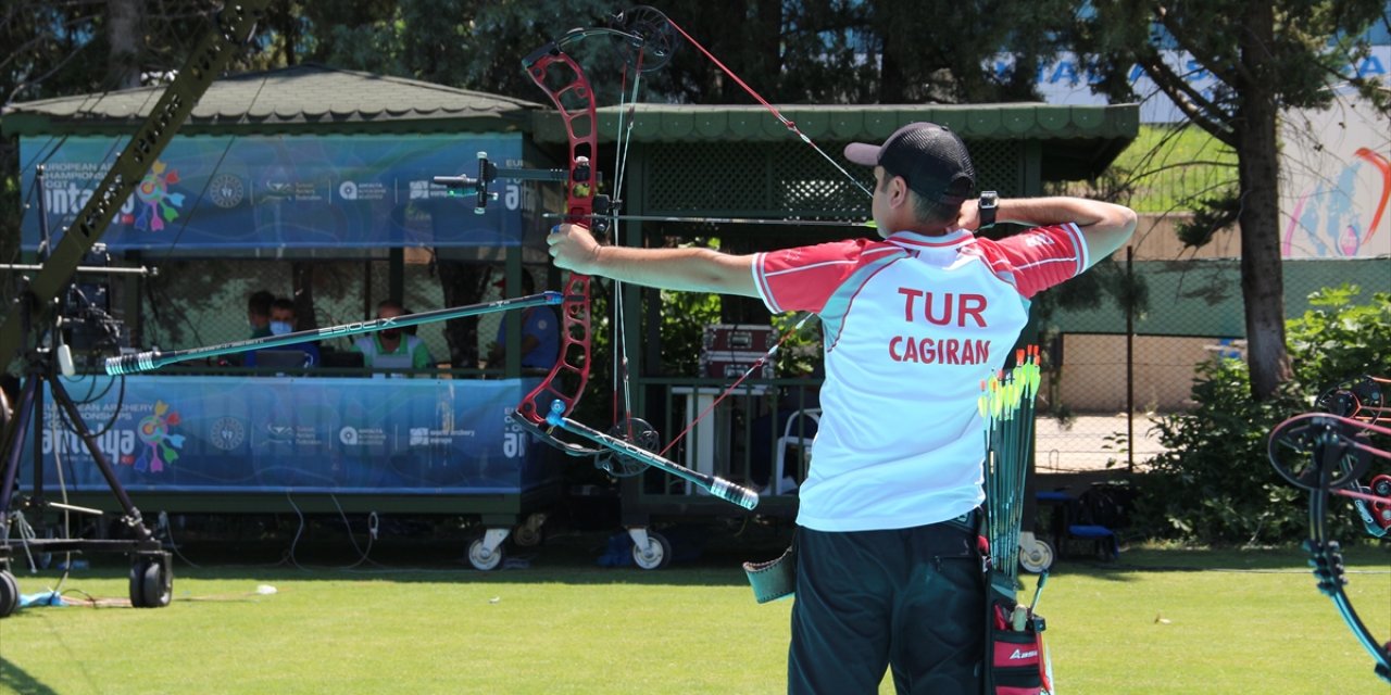Makaralı Yay Erkek Milli Takımı'nda Avrupa Şampiyonluğu Sevinci