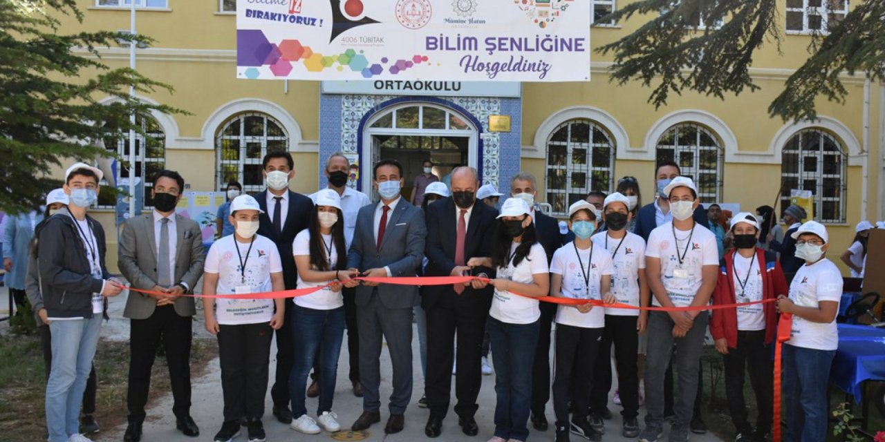 Karaman'da TÜBİTAK Projeleri Sergilendi