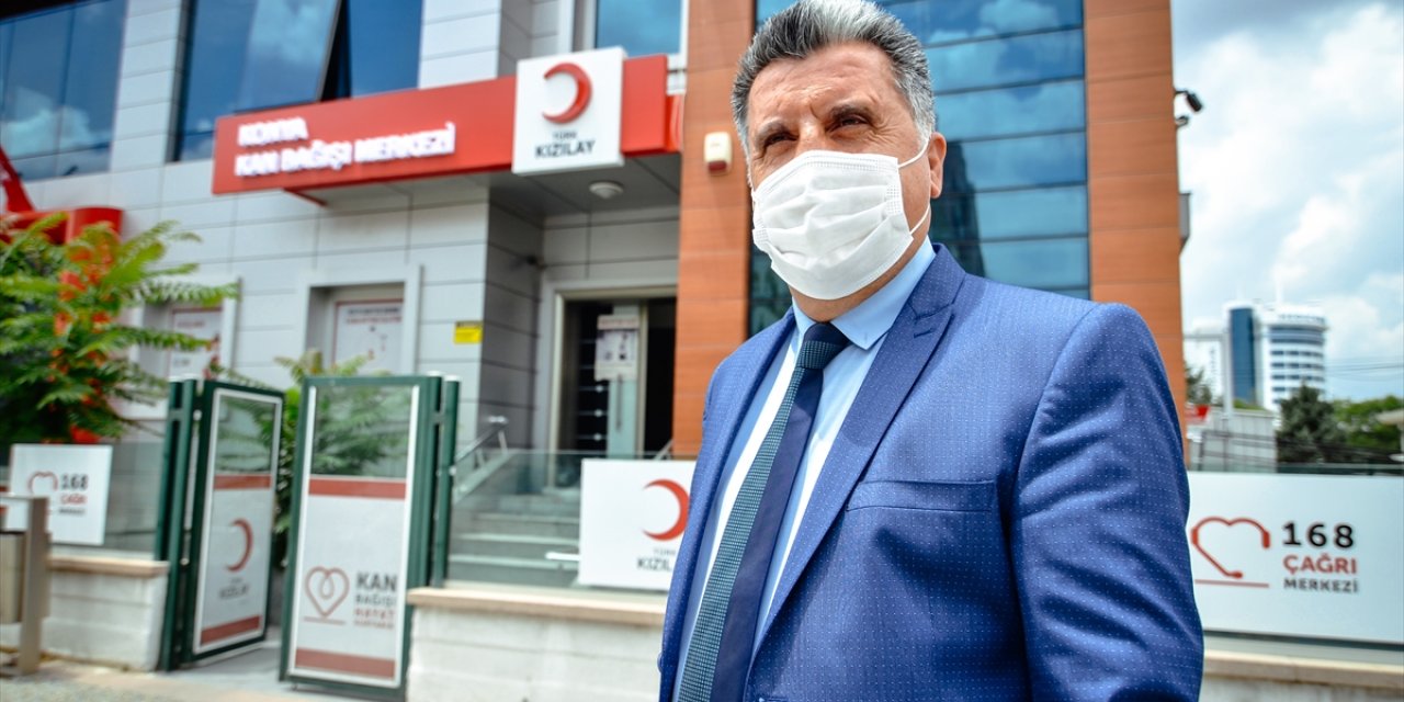 Kanserden Yitirdiği Oğlunun Anısını, Kanıyla Can Olduğu Gençlerde Yaşatıyor