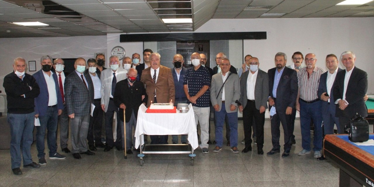 Gençlerbirliği Kulübü Başkanı Akdaş'a Doğum Günü Kutlaması