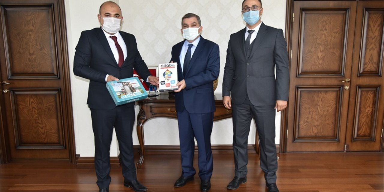 Karaman Ülkü Ocakları Başkanı Başkocagil Vali Işık'ı Ziyaret Etti