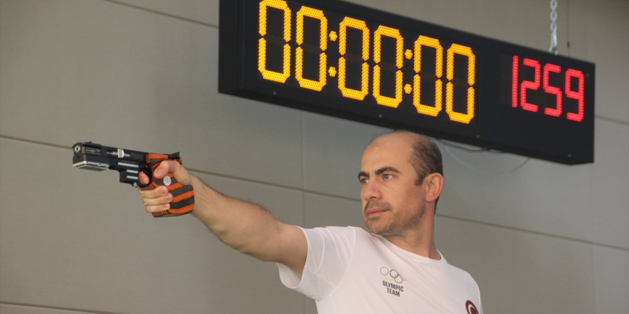 Atıcılık Milli Takımı Sporcusu Özgür Varlık, Tokyo Olimpiyatları'na Mersin'de Hazırlanıyor