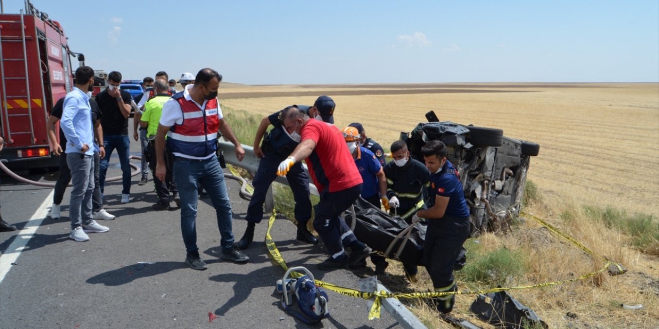 Aksaray'da Tatil Yolunda Kaza: 2 Ölü, 4 Yaralı