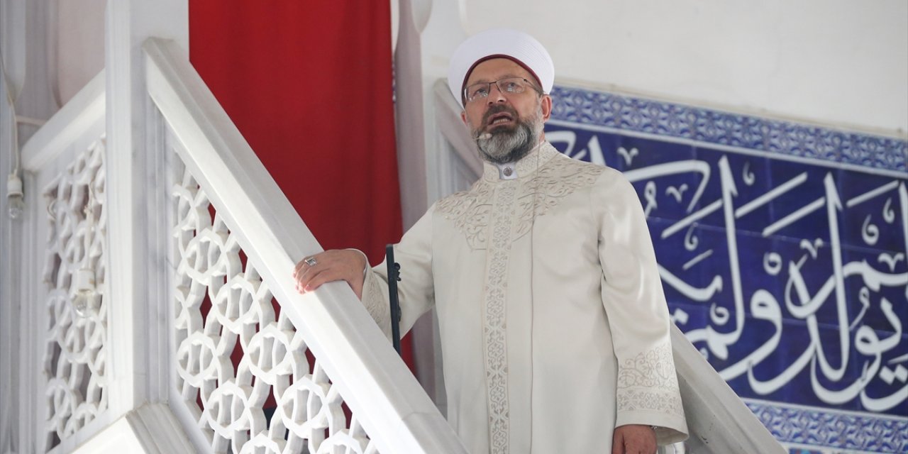 Diyanet İşleri Başkanı Erbaş, Manavgat Külliye Camisi'nde Hutbe İrat Etti