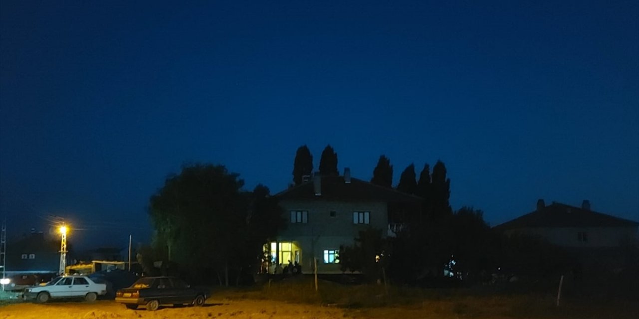 Kayseri'de Kavgada Yaralanan Kişi Tedavi Gördüğü Hastanede Yaşamını Yitirdi