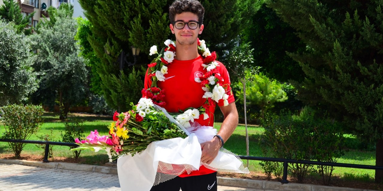 Milli Atlet Ersu Şaşma Yurda Döndü