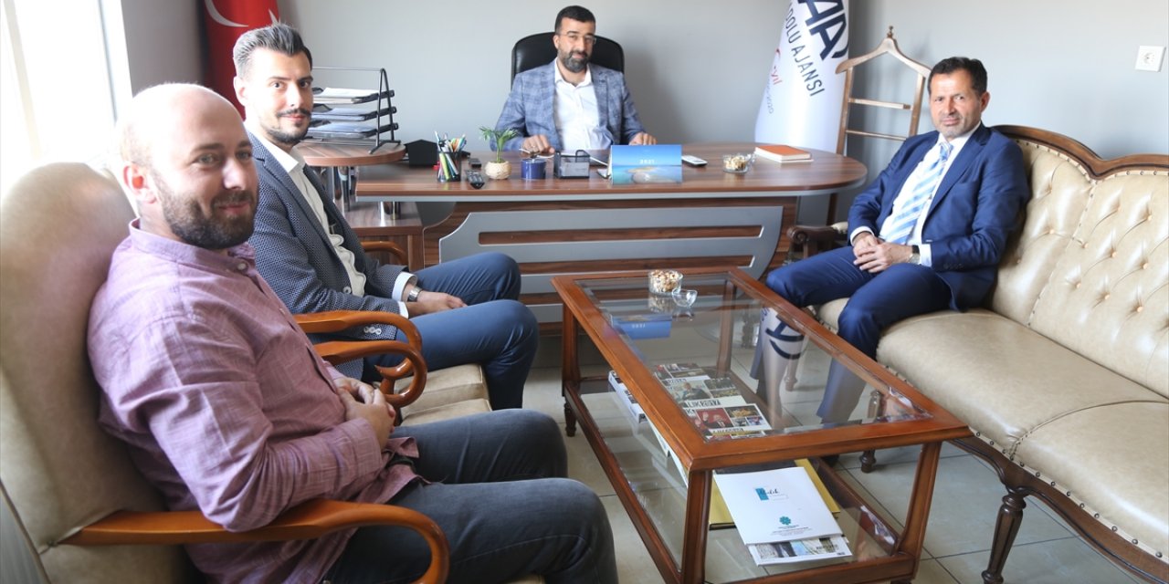 Ak Parti Konya Milletvekili Altunyaldız, AA Konya Bölge Müdürü Yerlikaya'yı Ziyaret Etti