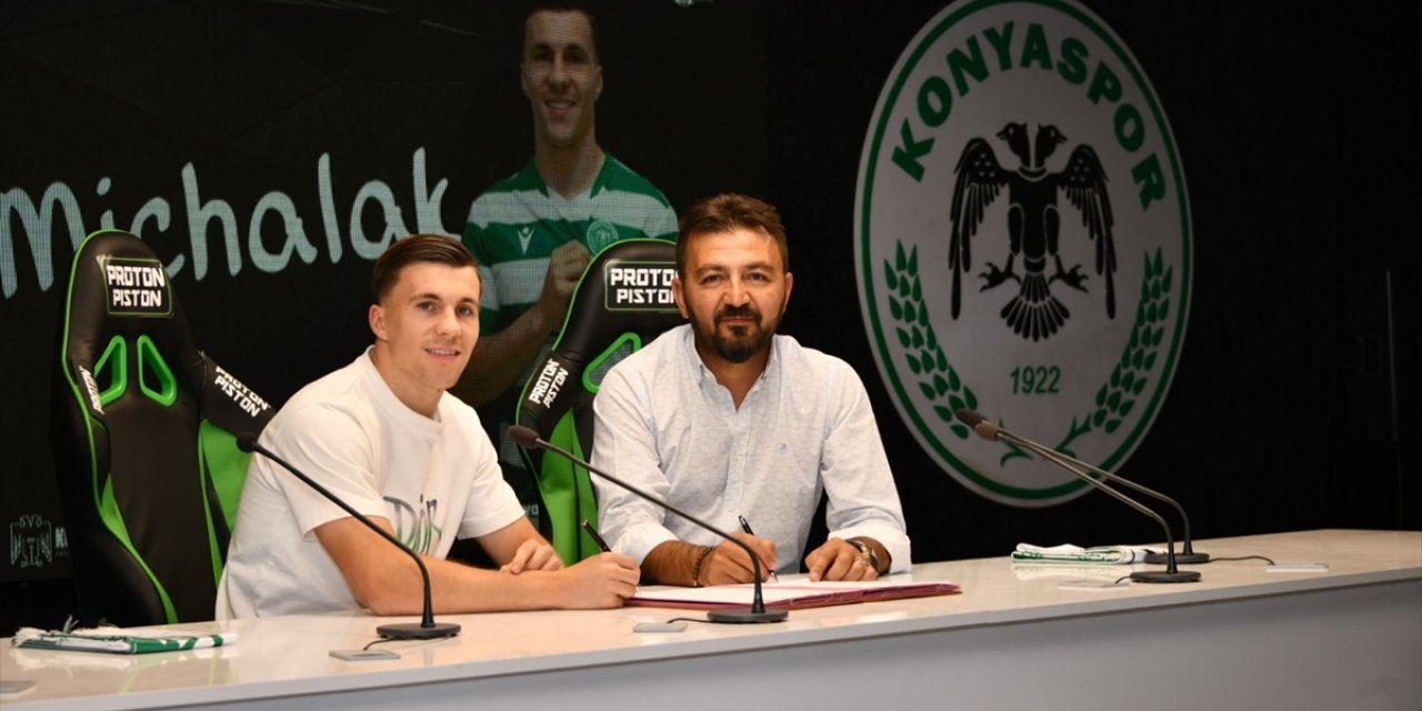 Konyaspor, Polonyalı Konrad Michalak'ı Transfer Etti