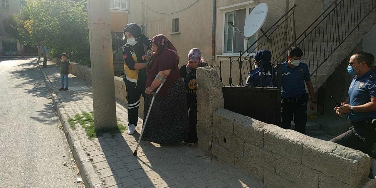 Karaman'da Magandalar Çatıştı Herşeyden Habersiz Kadın Yaralandı
