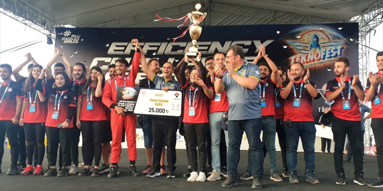 "Kızılelma" Teknofest'te Teknik Tasarım Ödülü'nün Sahibi Oldu