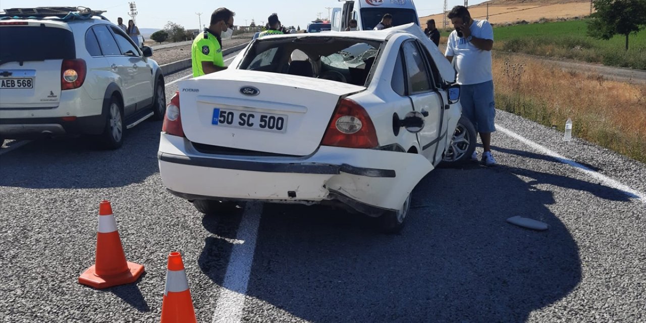 Kayseri'de Devrilen Otomobilin Sürücüsü Öldü