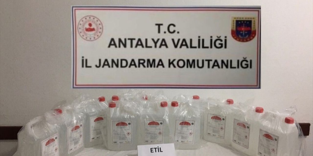 Antalya'da 60 Litre Etil Alkol Ele Geçirildi