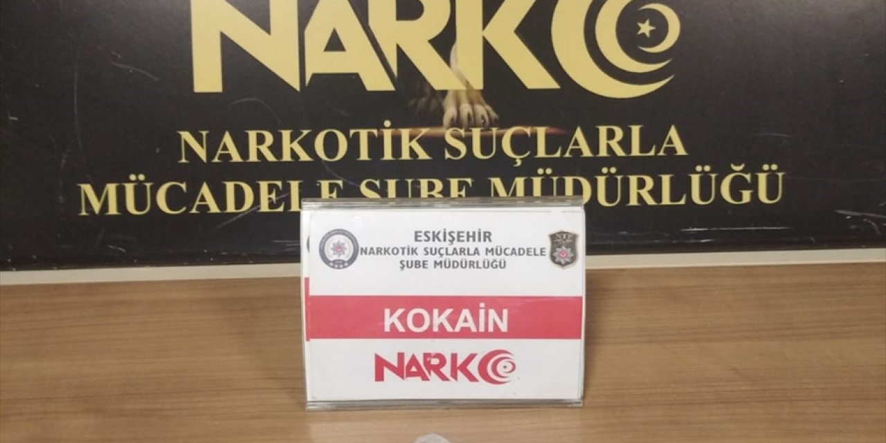 Eskişehir'de Üzerinde Uyuşturucu Ele Geçirilen Şüpheli Gözaltına Alındı
