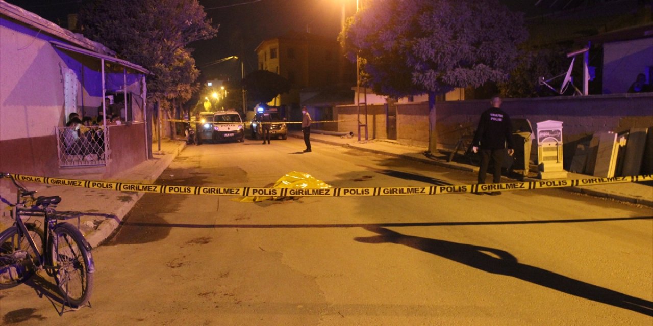 Karapınar'daki Bıçaklı Kavgada 1 Kişi Öldü