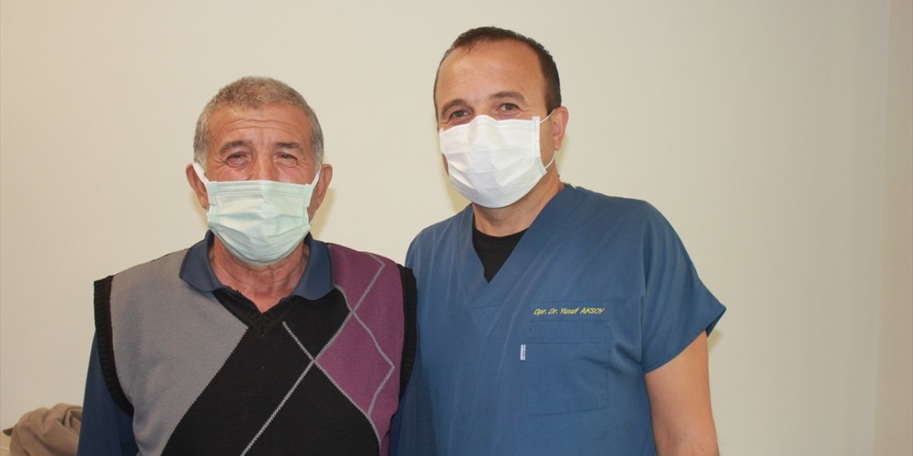 İğnesini Kızının Yaptığı Vatandaş Hastanelik Oldu