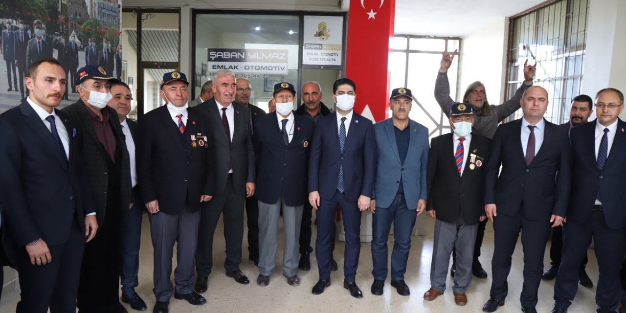 MHP'den Aksaray Muharip Gaziler Derneğine Ziyaret